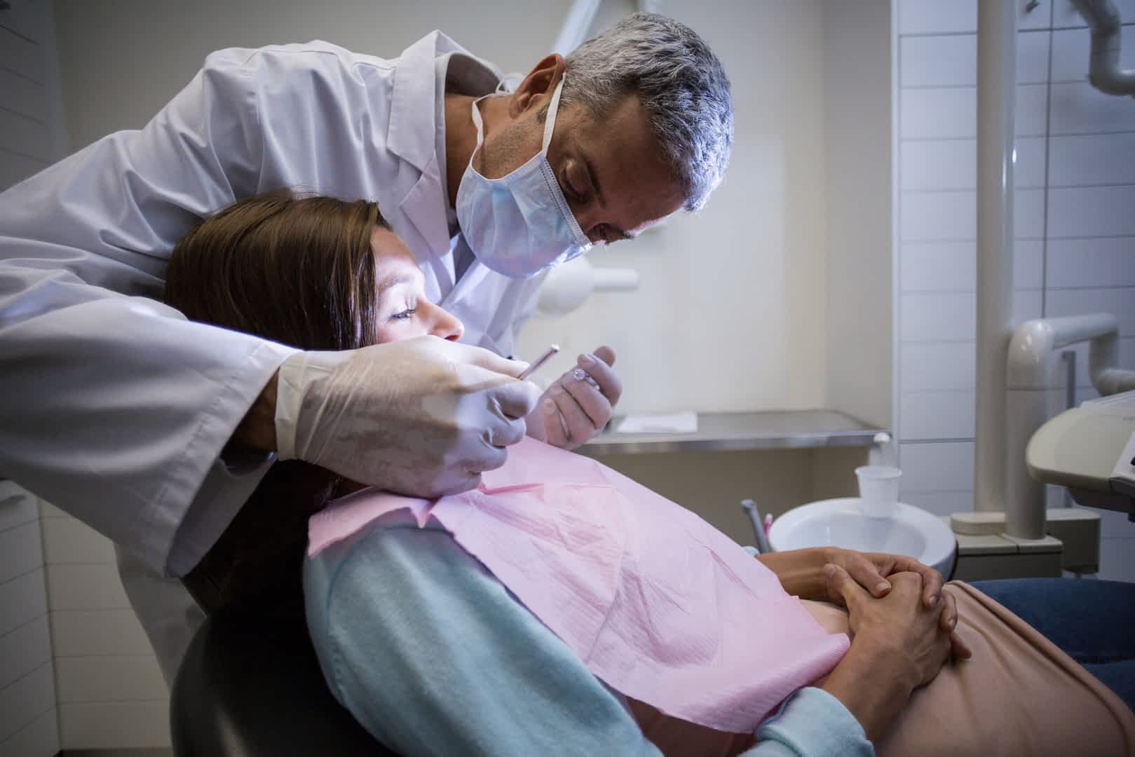 dentist-examination