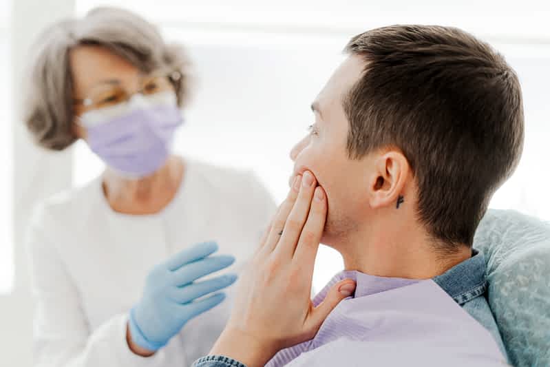 extreme-wisdom-tooth-pain
